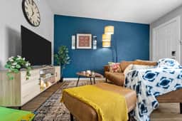 Blissful 1BD:AT&T Walkable, Modern & Ground-Level!