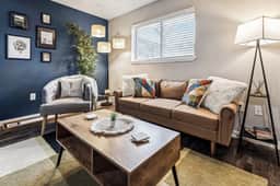 Delight 1BD: AT&T Walkable & In The Heart of it!