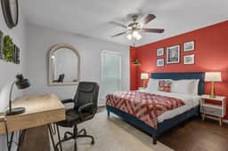 Intimate 2BD:TCU Walkable, heartwarming & spacious