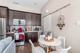 Poetic 1BD: Ground Lvl, Comfy, Stylish & Centered!