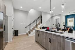 The Euclase 2BD TH: 7ST Walkable, Joyfull & Cool!