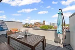 The Folium: 3BD In the Heart of Magnolia & Homey!