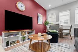The Jasper 2BD TH: 7ST Walkable, Stylish & Homey!