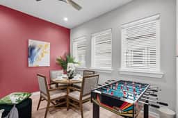 The Jasper 2BD TH: 7ST Walkable, Stylish & Homey!