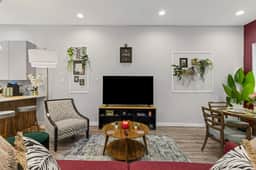 The Quartz 2BD TH: 7ST Walkable, JOYfull & Comfy!
