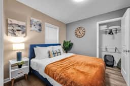 Steps to Beach, Amusement& Water Park:2BD Parking! - Image 3