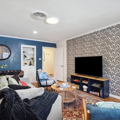 Fashionable TCU Walkable 2BD Home Away From Home!