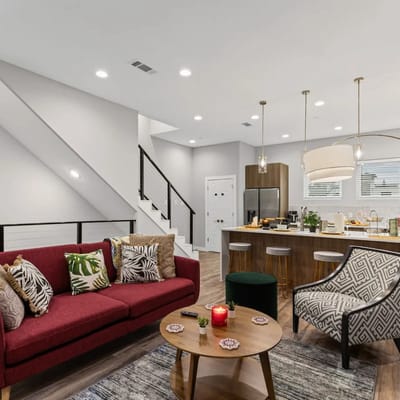 The Quartz 2BD TH: 7ST Walkable, JOYfull & Comfy!
