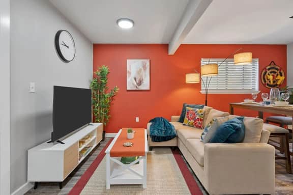 AT&T Walkable, Joy-Filled & Comfy! 1BD Unit