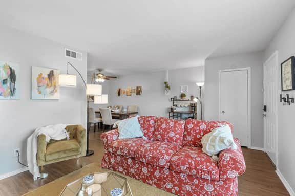 Delightful 1BD: TCU Walkable, Charming & Joyous!