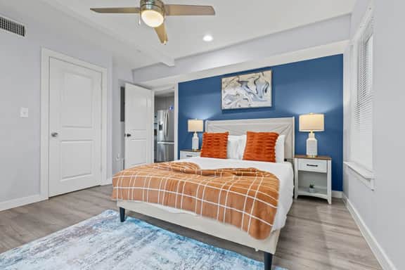 Homey 1BD: In the Heart of Dallas &Stylish!