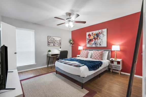 Homey 1BD: TCU Walkable, Cozy & FUN-filled!