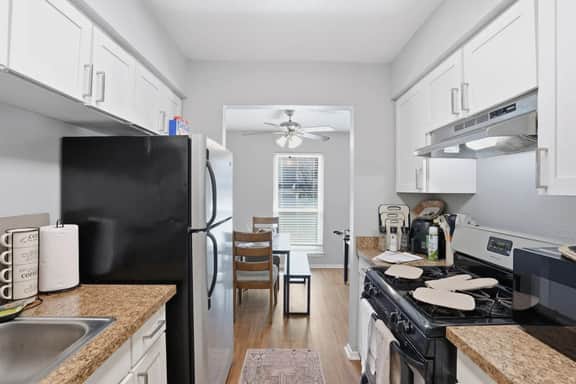 Pleasant 2BD:TCU Walkable, heartwarming & spacious