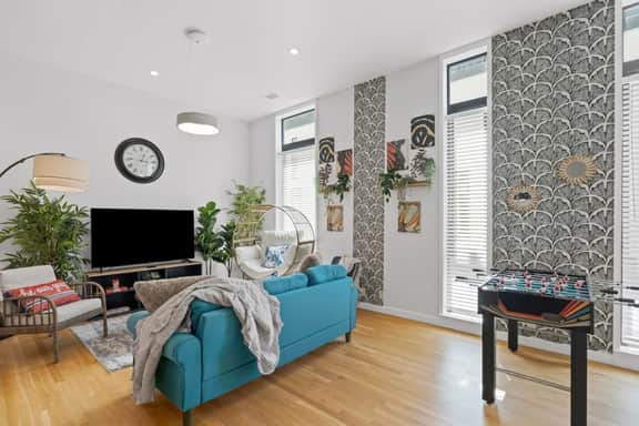 The Folium: 3BD In the Heart of Magnolia & Homey!