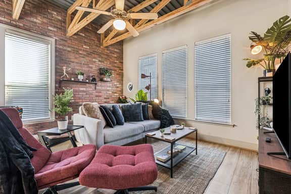 The Zircon: 2BD & Unique Style in the heart of FW!