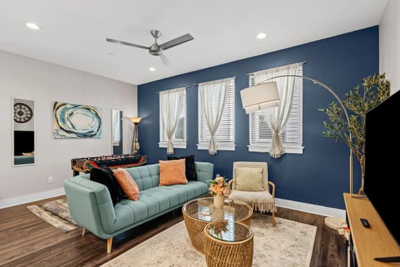 Charming 2BD:  In the Heart of Magnolia & Stylish!