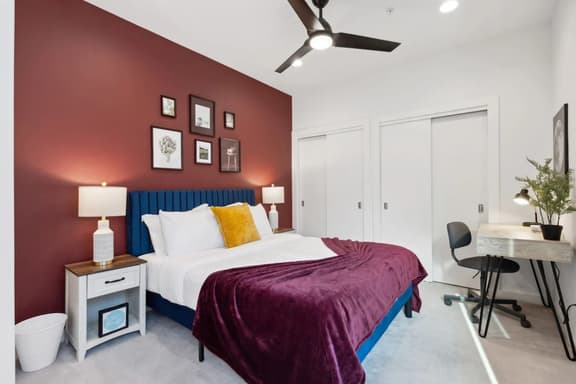 The Indigo 2BDTownhouse: DT Walkable & UltraCool!