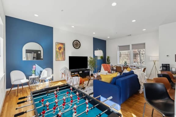The Topaz of Dallas: 2BD DownTown Walkable & VIEW!
