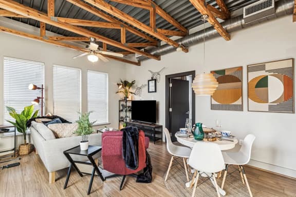 The Zircon: 2BD & Unique Style in the heart of FW!